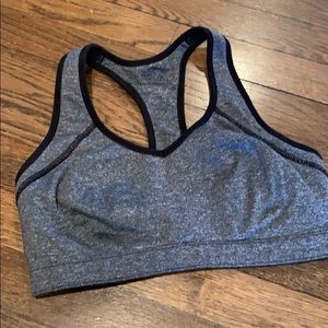 GapFit sports bra